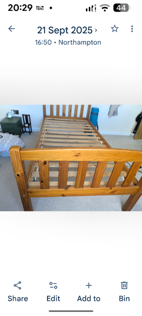 Single pine bed