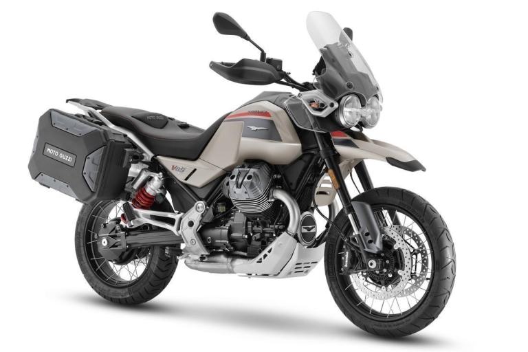 Moto Guzzi V85TT Travel, 2025, IN STOCK NOW. £900 SAVING.