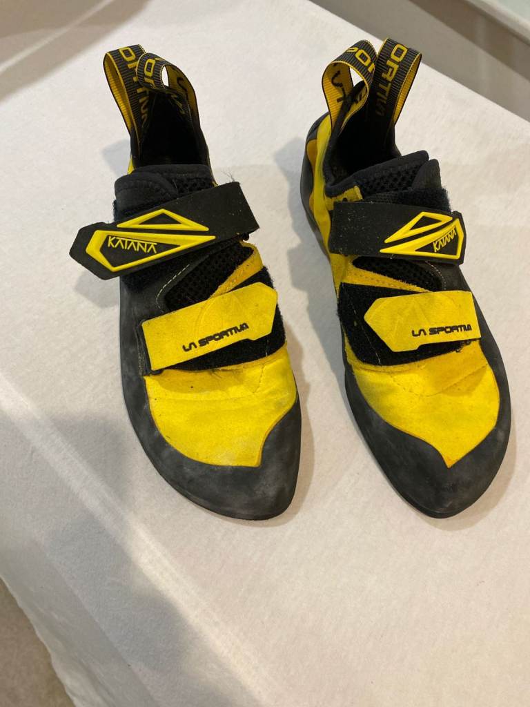 La Sportiva Katana Climbing Shoes – UK Size 7 – Like New