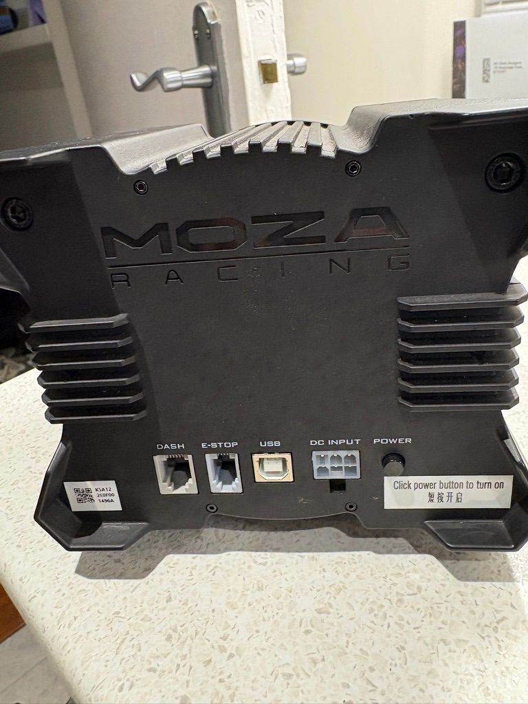 Moza wheel and base / Fanatec pedals