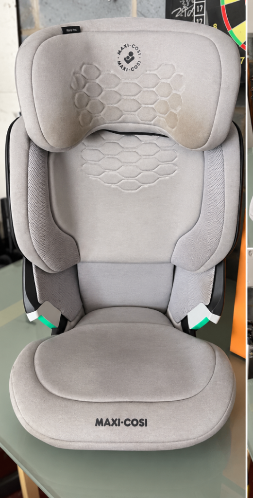 Maxi-Cosi i-Size Car Seat - Light Grey, Good Condition