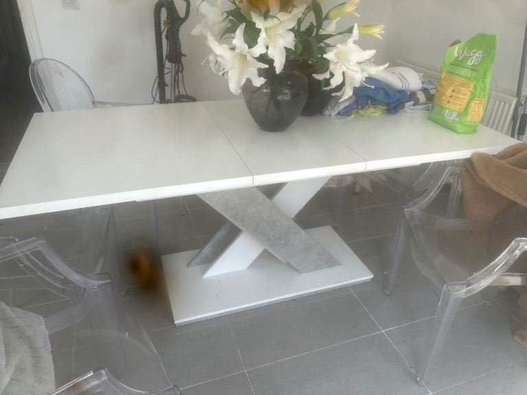  White Dining Table