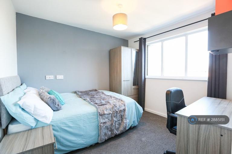 1 bedroom in Langwood Close, Coventry, CV4 (#2885151)