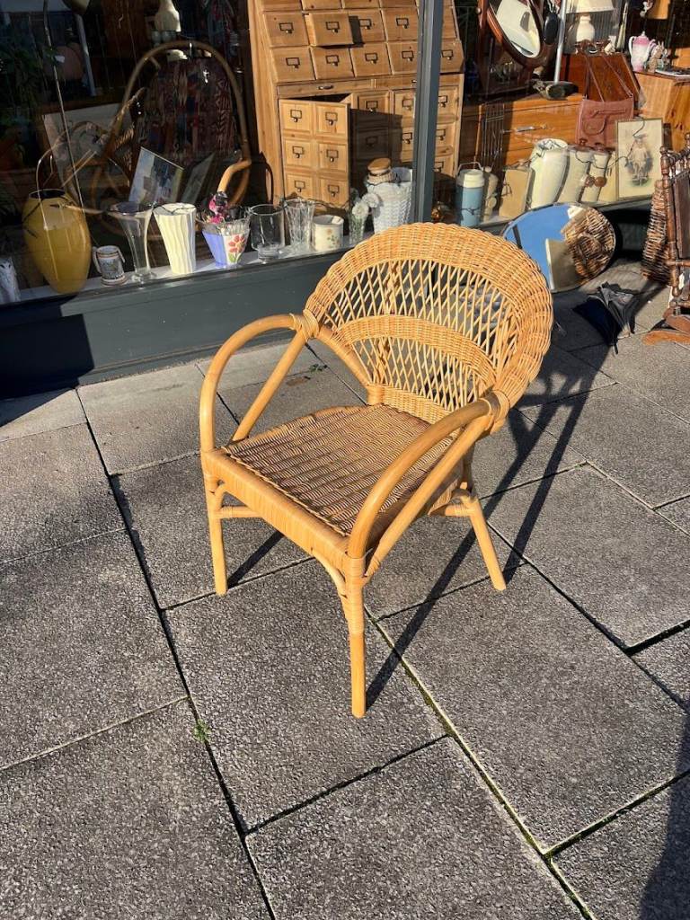  Vintage Wicker Armchair – Conservatory / Occasional Chair