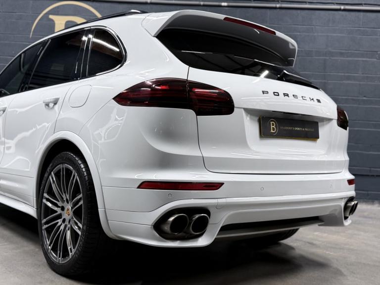 PORSCHE CAYENNE 3.0 V6 E-Hybrid S Platinum Edition 2017