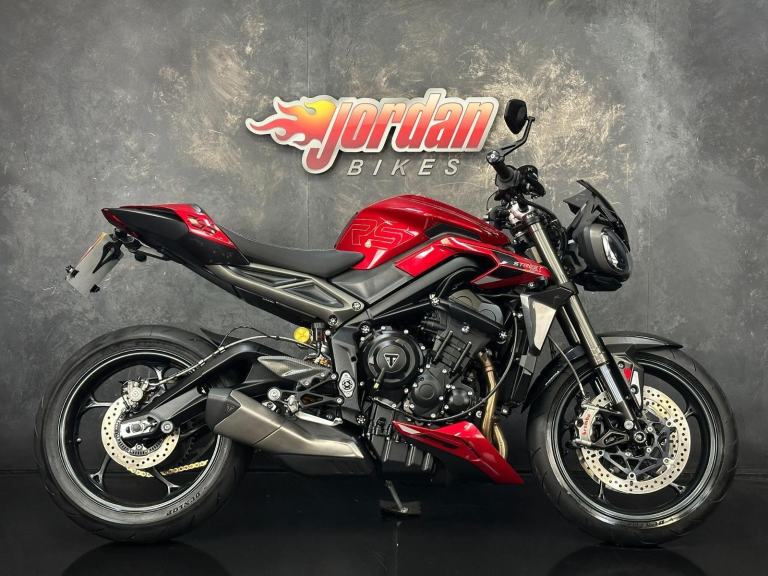 2024 Triumph Street Triple 765 765 RS Naked Petrol Manual X-ring Euro 5 (131 ps)