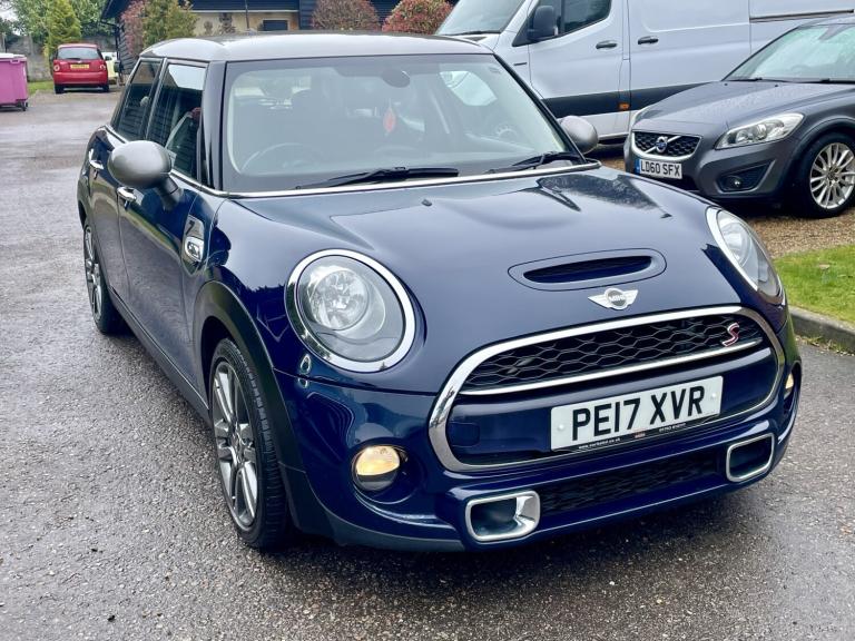 MINI HATCH 2.0 5-Door Hatch Cooper SD Seven Edition 2017