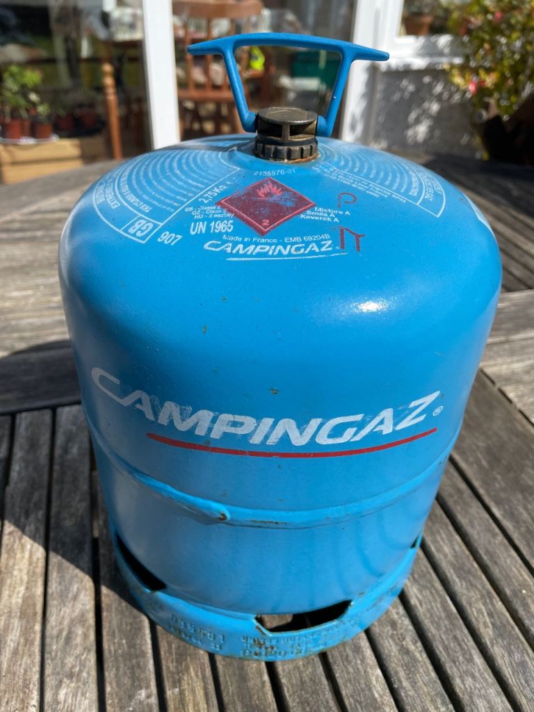 Campingaz 907 gas bottle, camping, VW camper van,  motorhome - Ready to use - 1/2 full