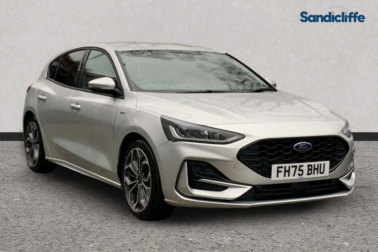 2025 Ford Focus 744494 Hatchback Petrol Manual