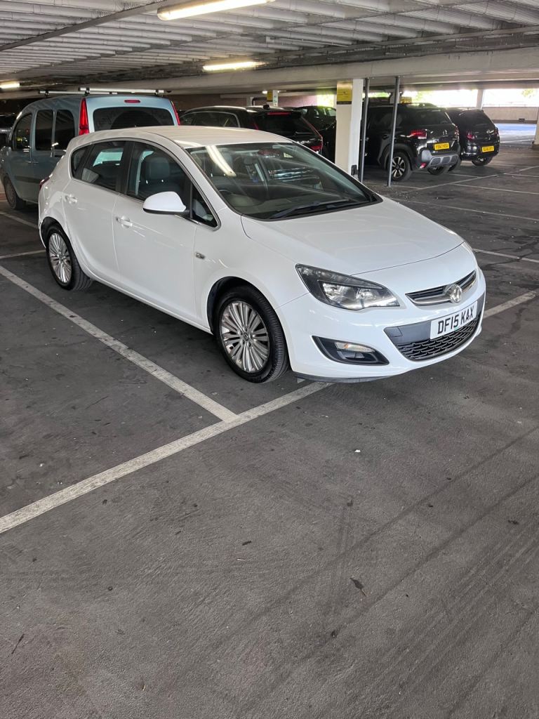 Vauxhall, ASTRA, Hatchback, 2015, Manual, 1598 (cc), 5 doors