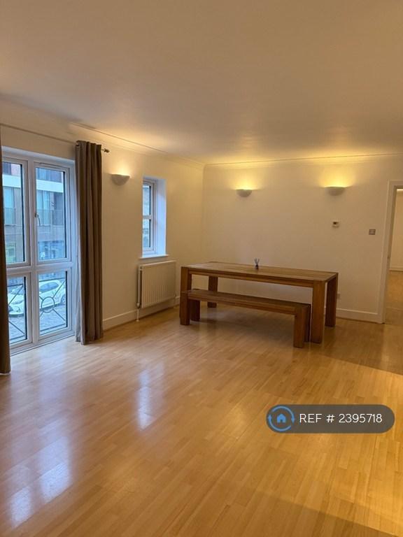 2 bedroom flat in Raven Row, London, E1 (2 bed) (#2395718)