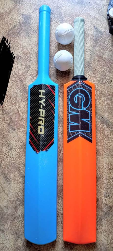 2 Kids Cricket Bats 2 Plastic Bats and 2 Balls 
