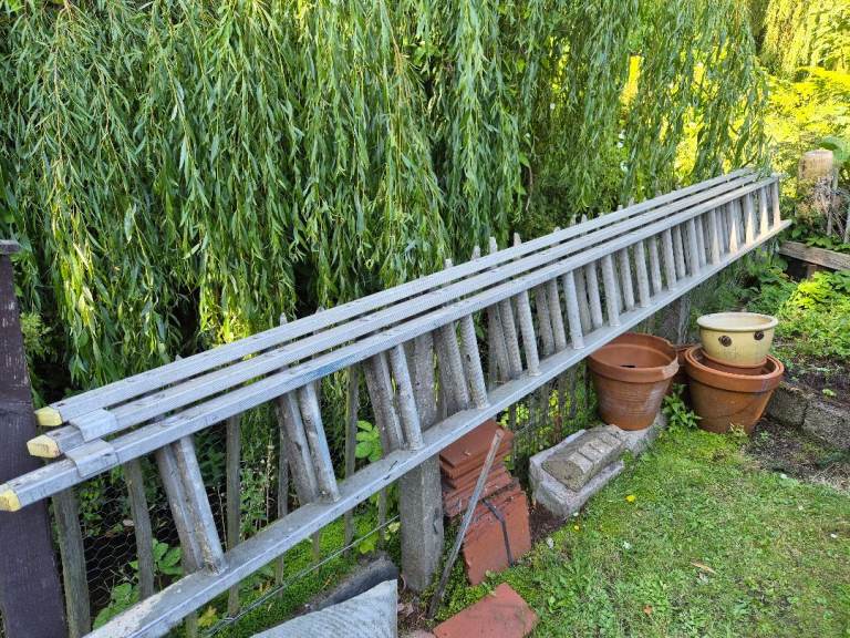 Long Metal Ladder – Fair Condition