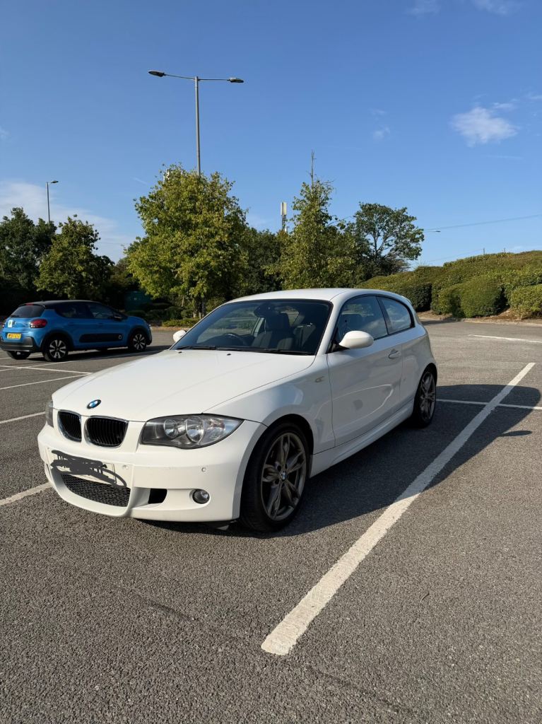 BMW, 1 SERIES, Hatchback, 2008, Manual, 1995 (cc), 3 doors