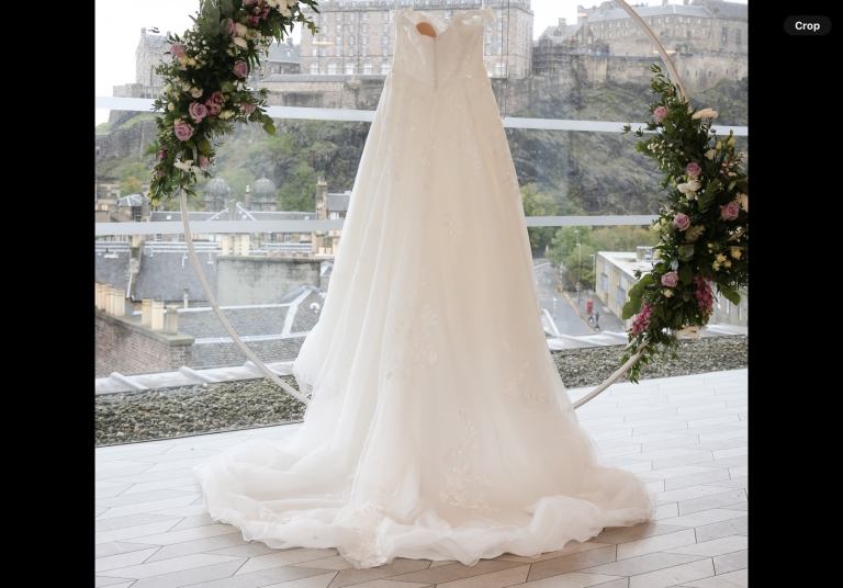 Wedding Dress size 14/16/18, Essense of Australia