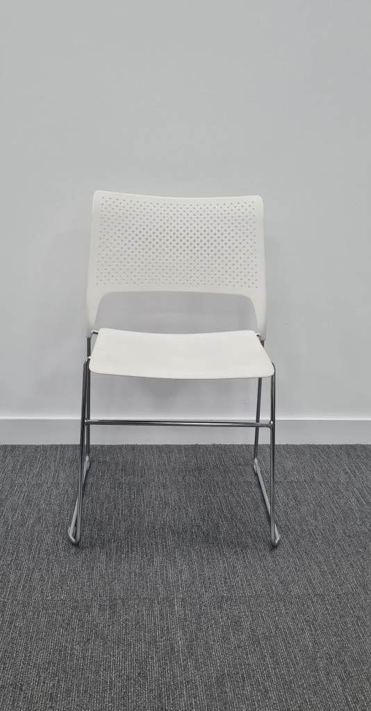 Secondhand Orangebox Cors stacking chair 4 x white £85 each  