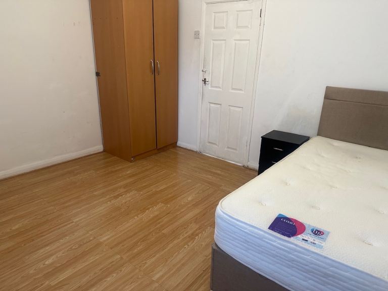 Room for rent in Stoke on Trent 
