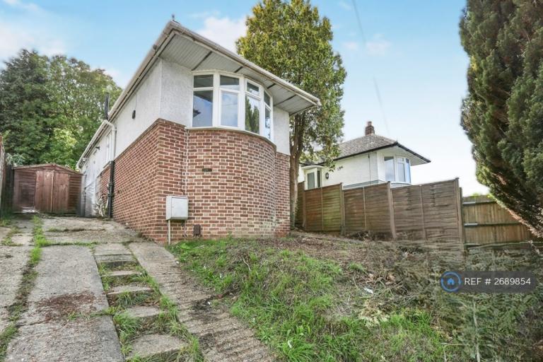 1 bedroom in Bitterne Road West, Southampton, SO18 (#2689854)