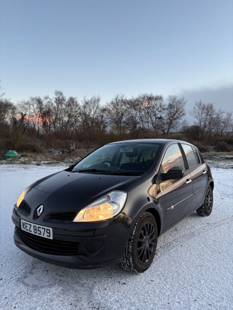Renault clio 1.1 petrol 