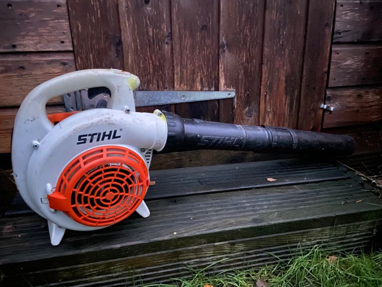 STIHL PETROL HAND BLOWER BG56 C SH56