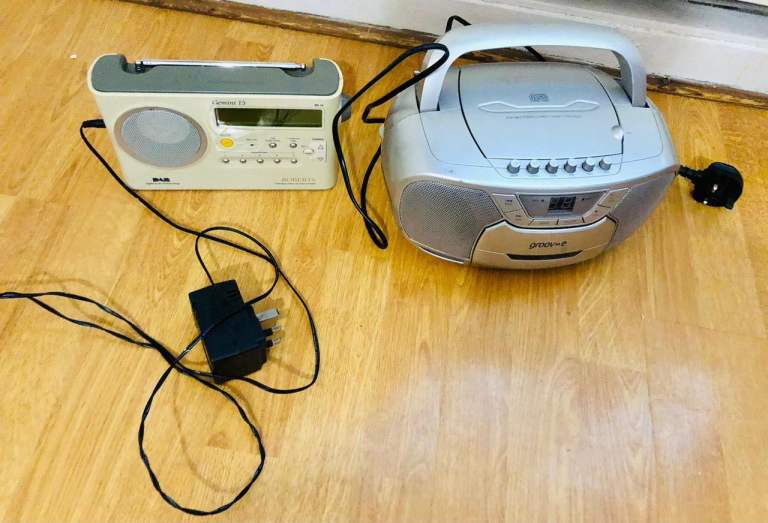 Radio CD player 