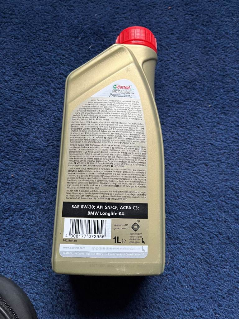 Castrol Edge Professional engine oil 0W-30