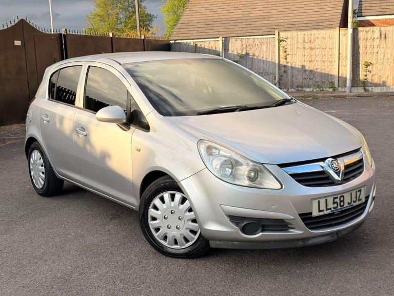 2009 Vauxhall Corsa 1.4i 16V Club 5dr Auto [AC] HATCHBACK PETROL Automatic