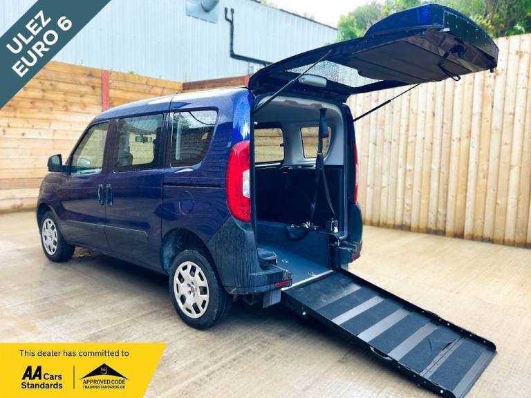2017 Fiat Doblo 3 Seat Wheelchair accessible Disabled Access Vehicle WAV MPV Petrol Manual