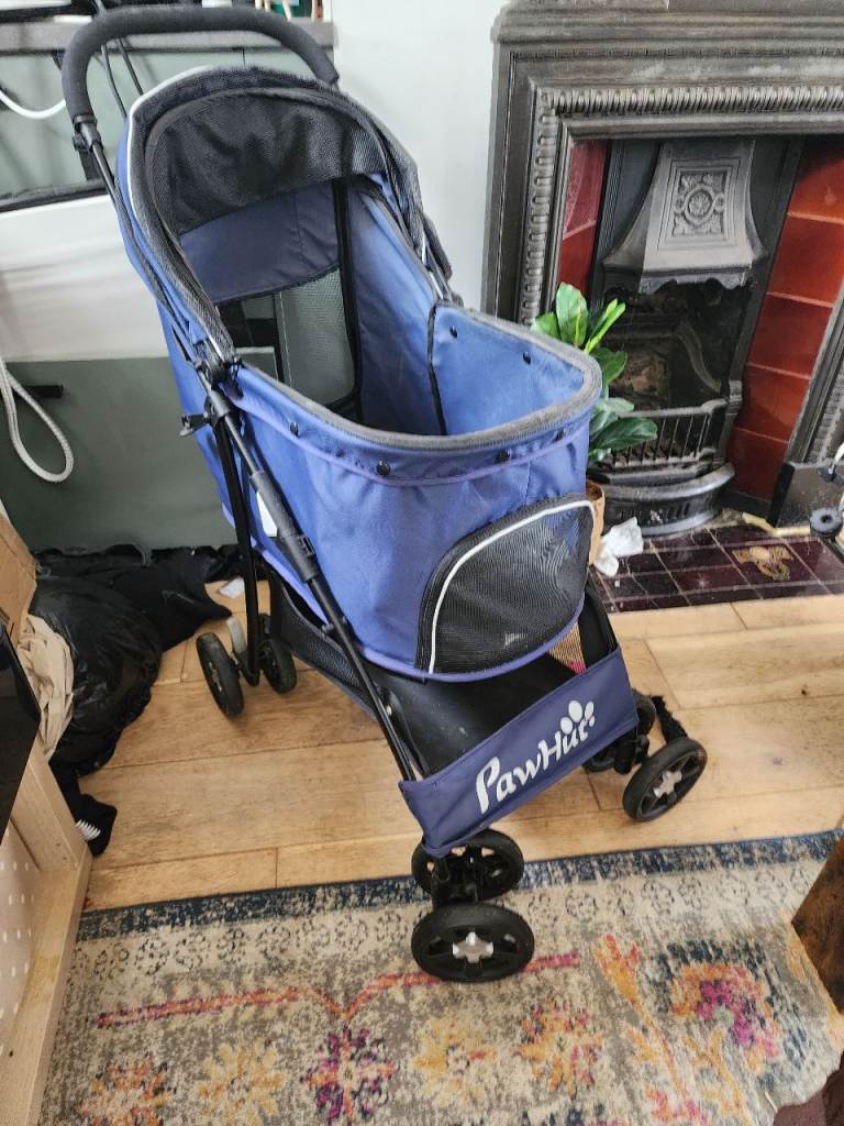 Dog pram