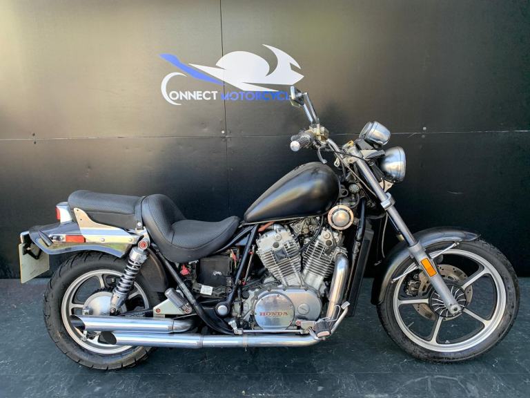 HONDA VT 700 SHADOW 1986 PROJECT BIKE HPI CLEAR