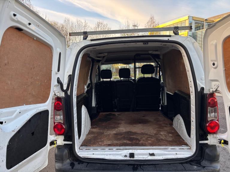 2012 Peugeot Partner*Berlingo*NO VAT*NEW MOT*CLEAN AND TIDY*