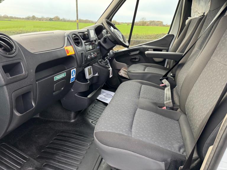 2018 Vauxhall Movano 2.3 CDTI H2 Van 130ps MWB CREW VAN AIR CON UTILITY SPEC PANEL VAN Diesel Manual