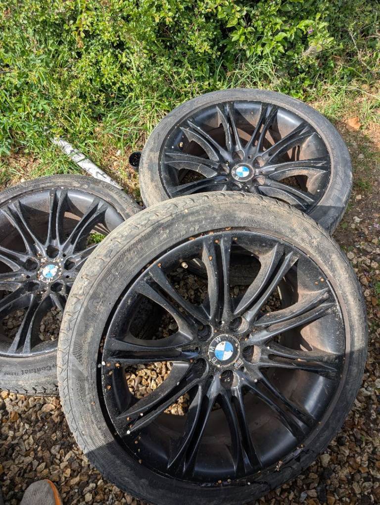 9Jx18 EH2 BMW MV2 Spoked Alloy Wheels M Sport E60