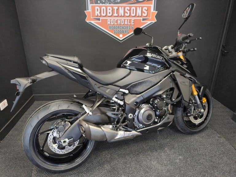 2025 Suzuki GSXS1000 new TFT dash model Now available on 5.9% APR HP and PCP