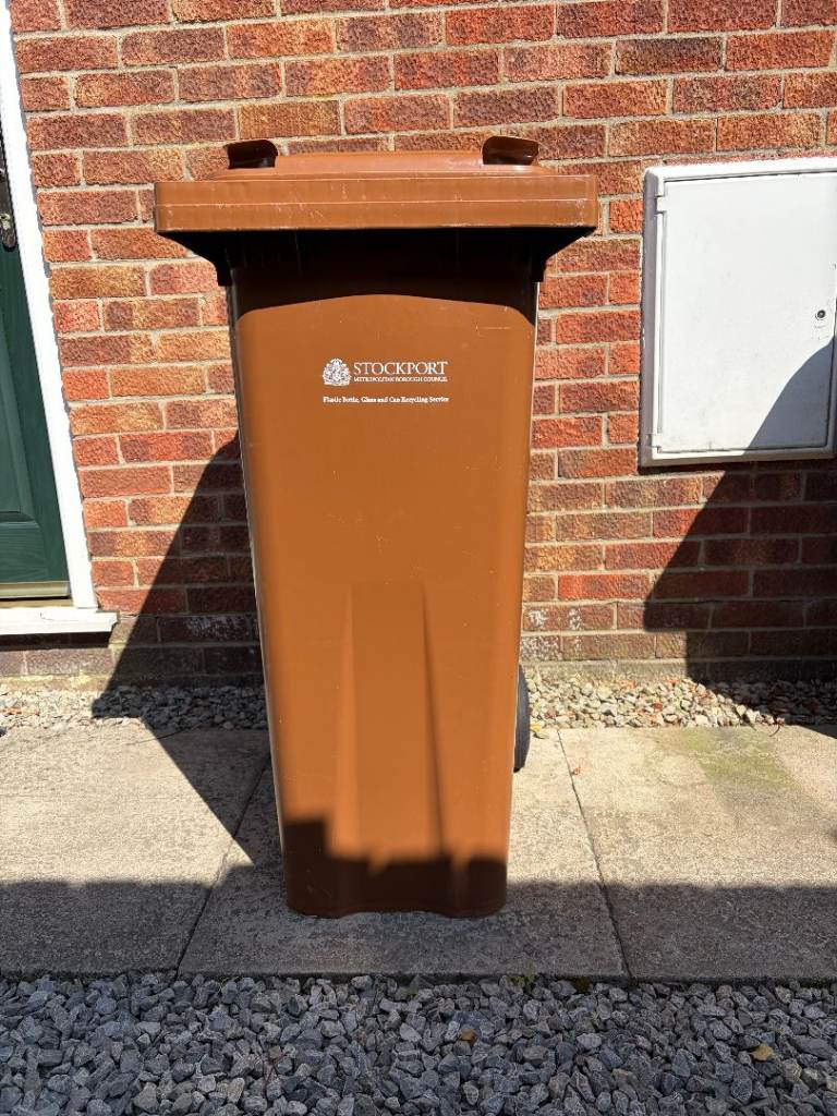 BROWN WHEELIE BIN