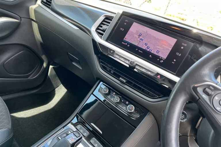 2022 Vauxhall Grandland 1.6 Hybrid GS Line 5dr Auto HATCHBACK PETROL/ELECTRIC Automatic