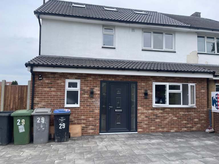 4 bedroom house in Kingsbury, NW9