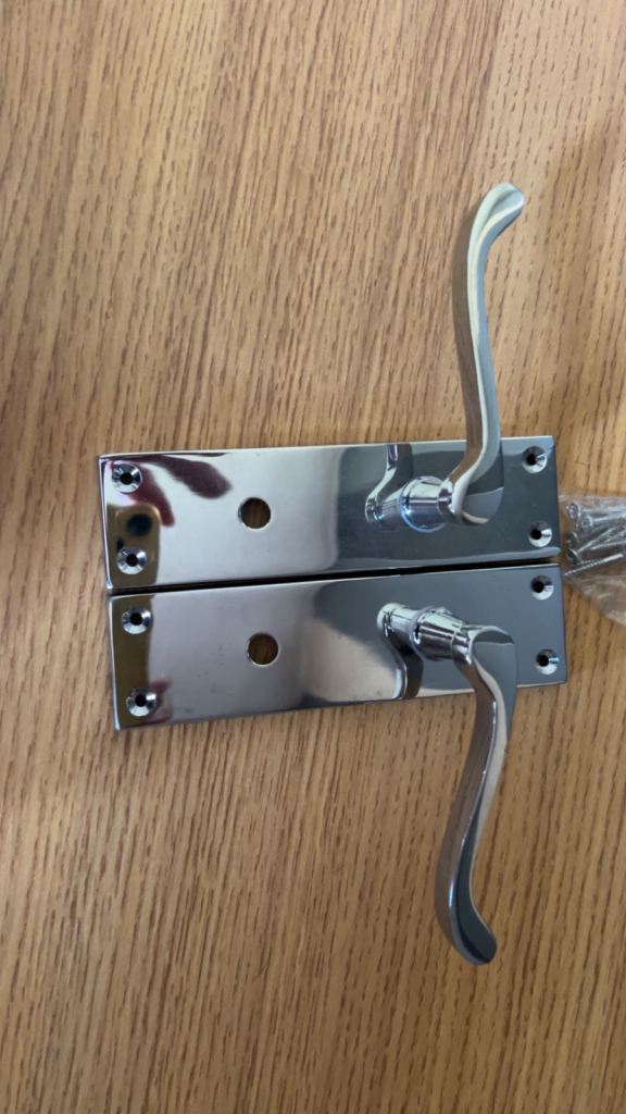Door handle 