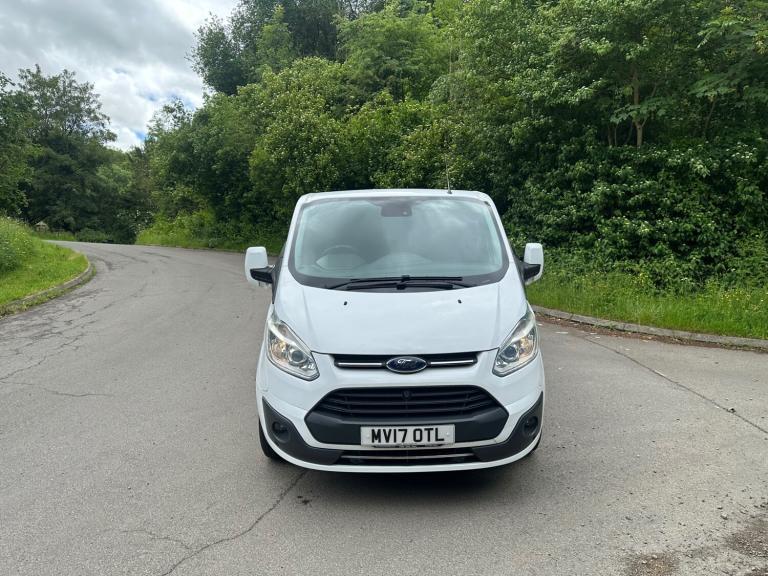 2017 Ford Transit Custom 2.0 TDCi 130ps Low Roof Limited Van PANEL VAN Diesel Manual