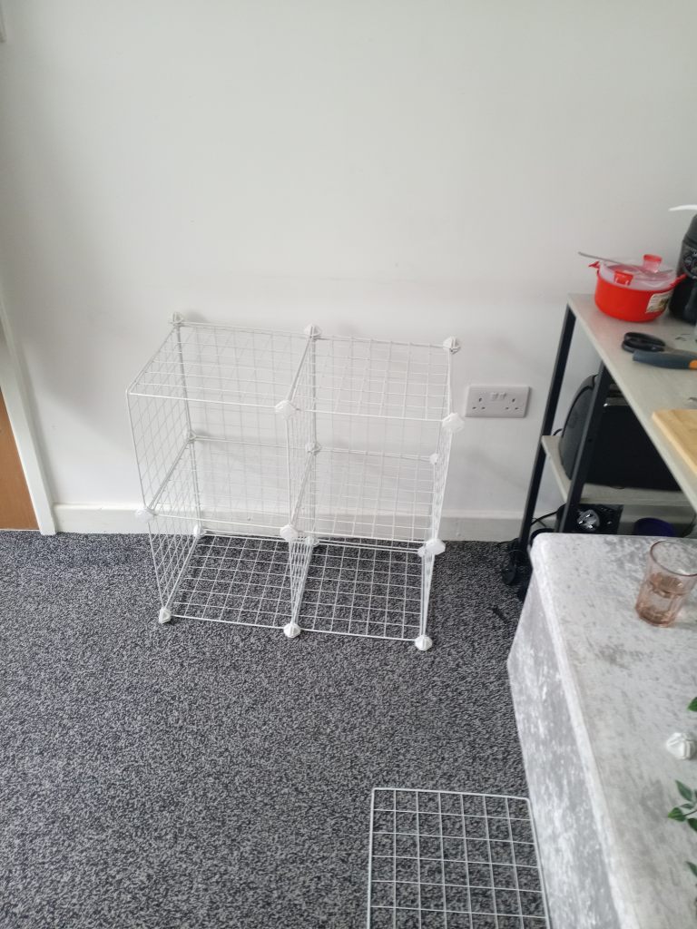 6 Cube Metal Wire Rack