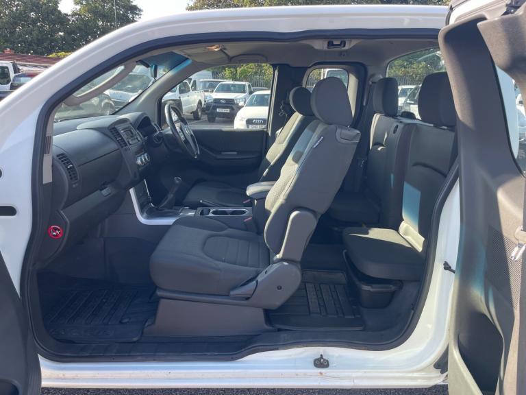 2013 NISSAN NAVARA ACENTA KING CAB 2.5 DCI 4WD PICK UP TRUCK - NO VAT