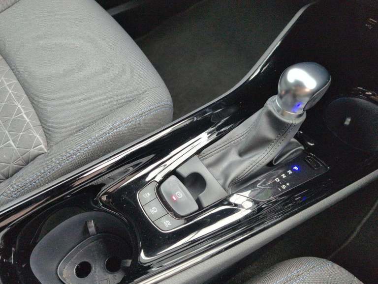 2021 Toyota C-HR 2.0 VVT-h GPF Design SUV 5dr Petrol Hybrid CVT Euro 6 (s/s) (184 ps) - ALLO HATC...