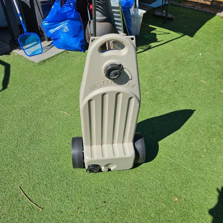 Wastemaster Caravan grey waste recepticle