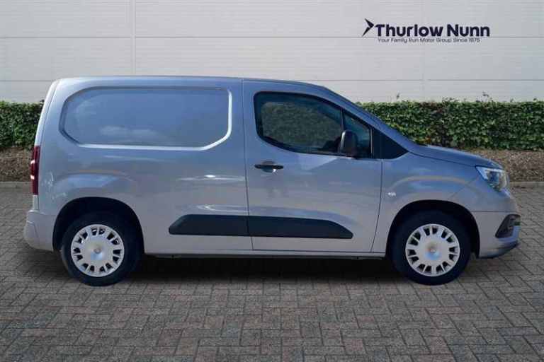 2022 Vauxhall Combo 1.5 Turbo D 2000 Sportive Panel Van 5dr Diesel Manual L1 H1 Euro 6 (100 ps) P...