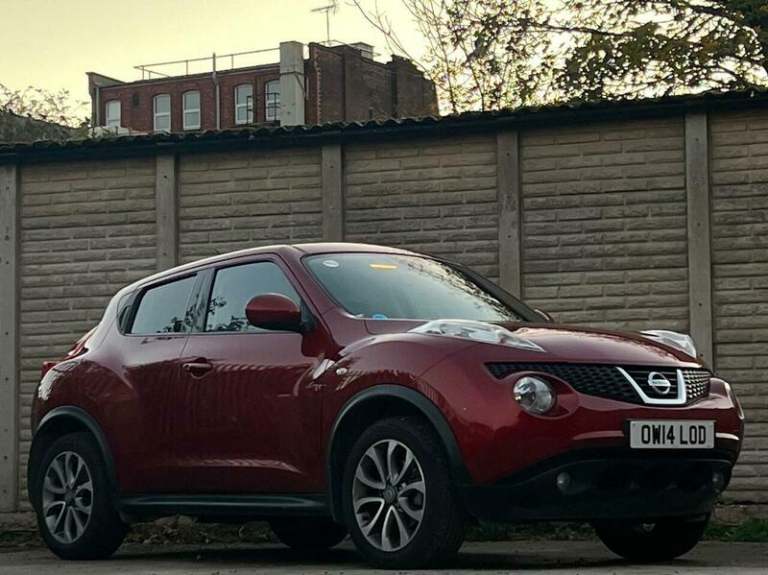 2014 Nissan Juke 1.6 DIG-T Tekna CVT 4WD Euro 5 5dr HATCHBACK Petrol Automatic