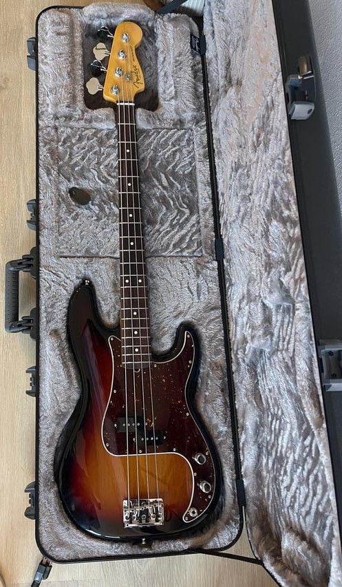 Fender USA American Pro2 Precision Bass Sunburst, with Hard Case