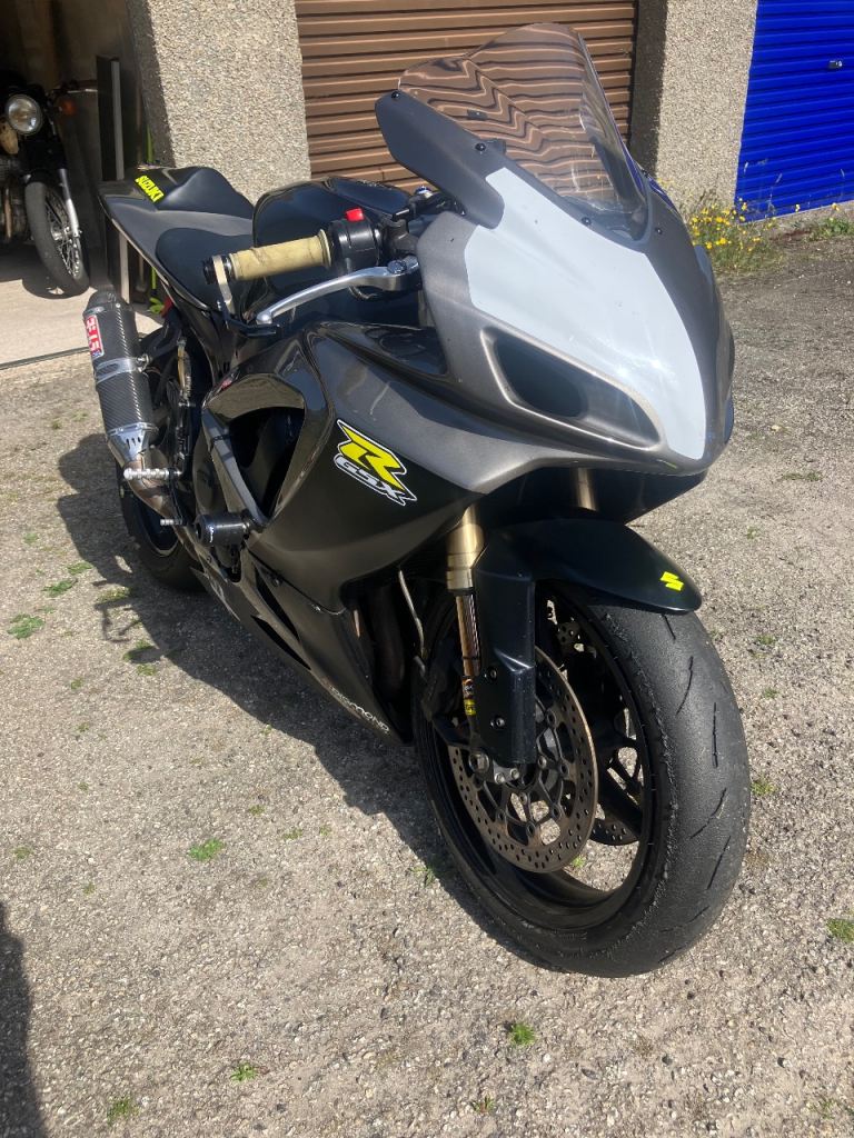 Suzuki, GSX-R, 2007, 750 track bike with V5 and wets on wheels