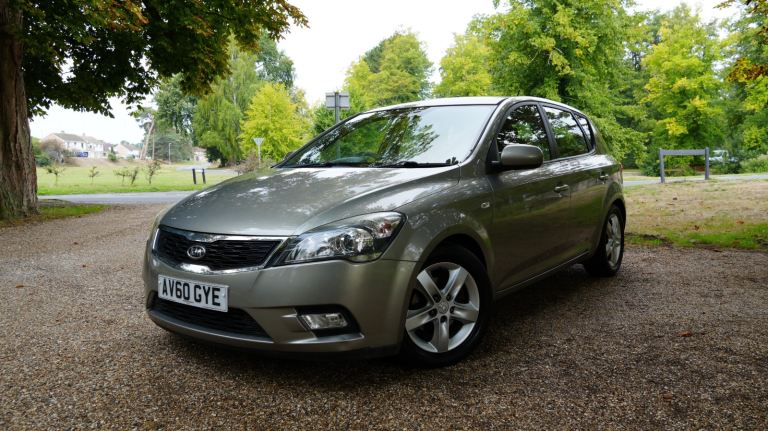KIA CEED 1.6 PETROL | 6 SPEED | VERY CLEAN | JUST SERVICED