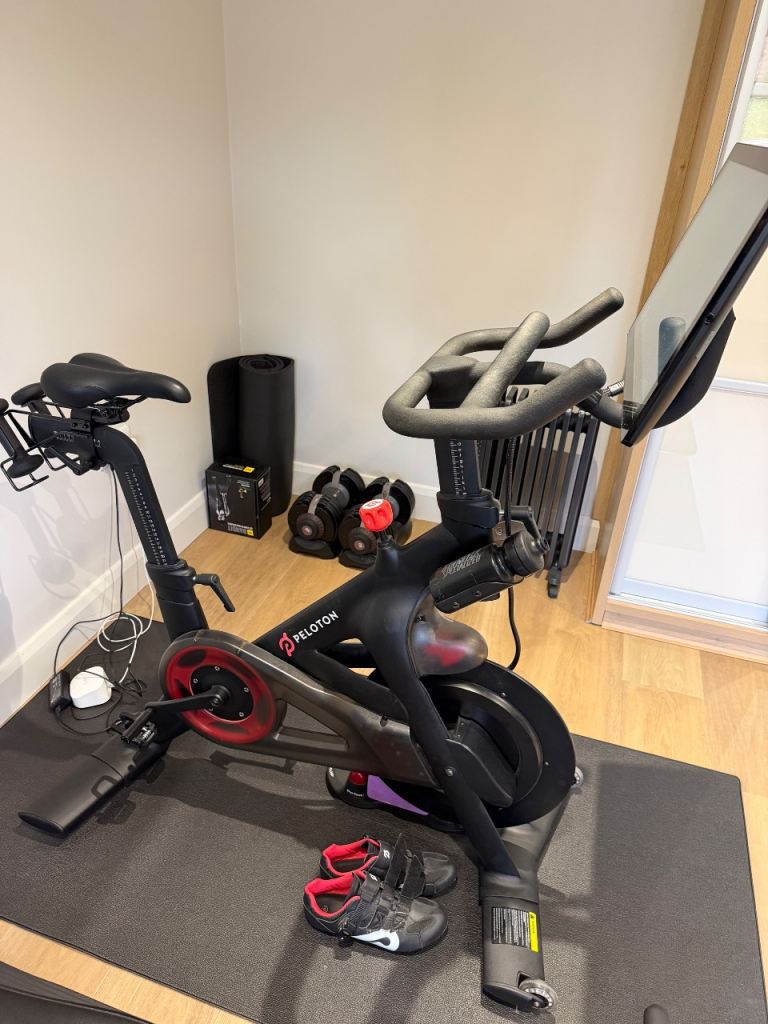 Peloton Exercise Bike – Black, Good Condition