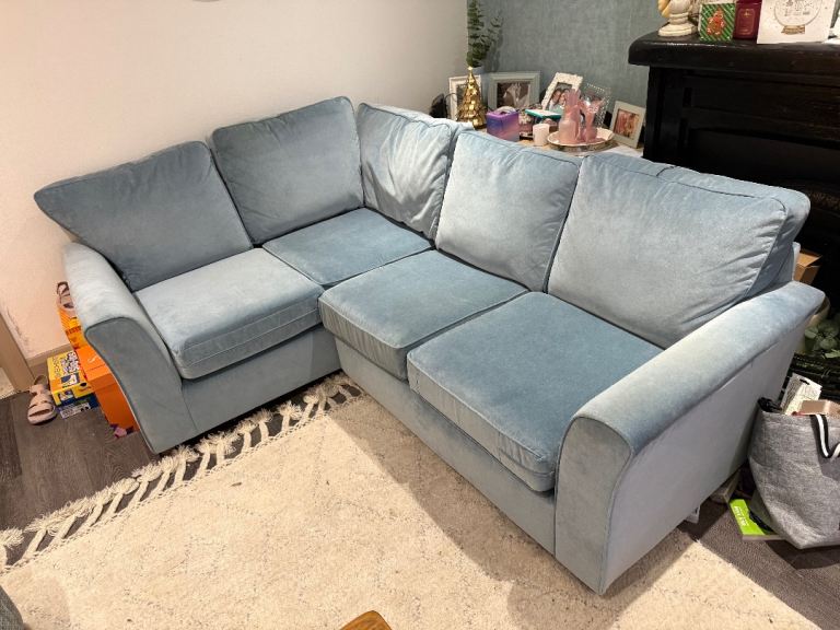 Stunning Ex M&S Pale Blue Corner L Shaped Velvet Sofa Immaculate!